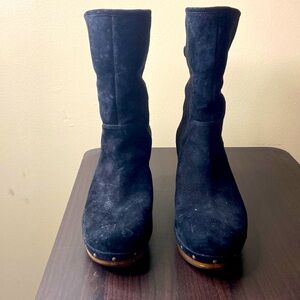 UGG vintage suede boots